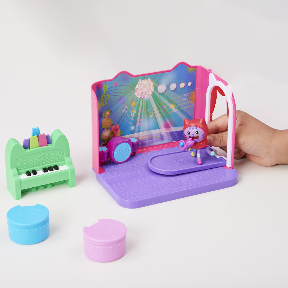GABBYS DOLLHOUSE CAMERA DELUXE A LUI DANIEL JAMES