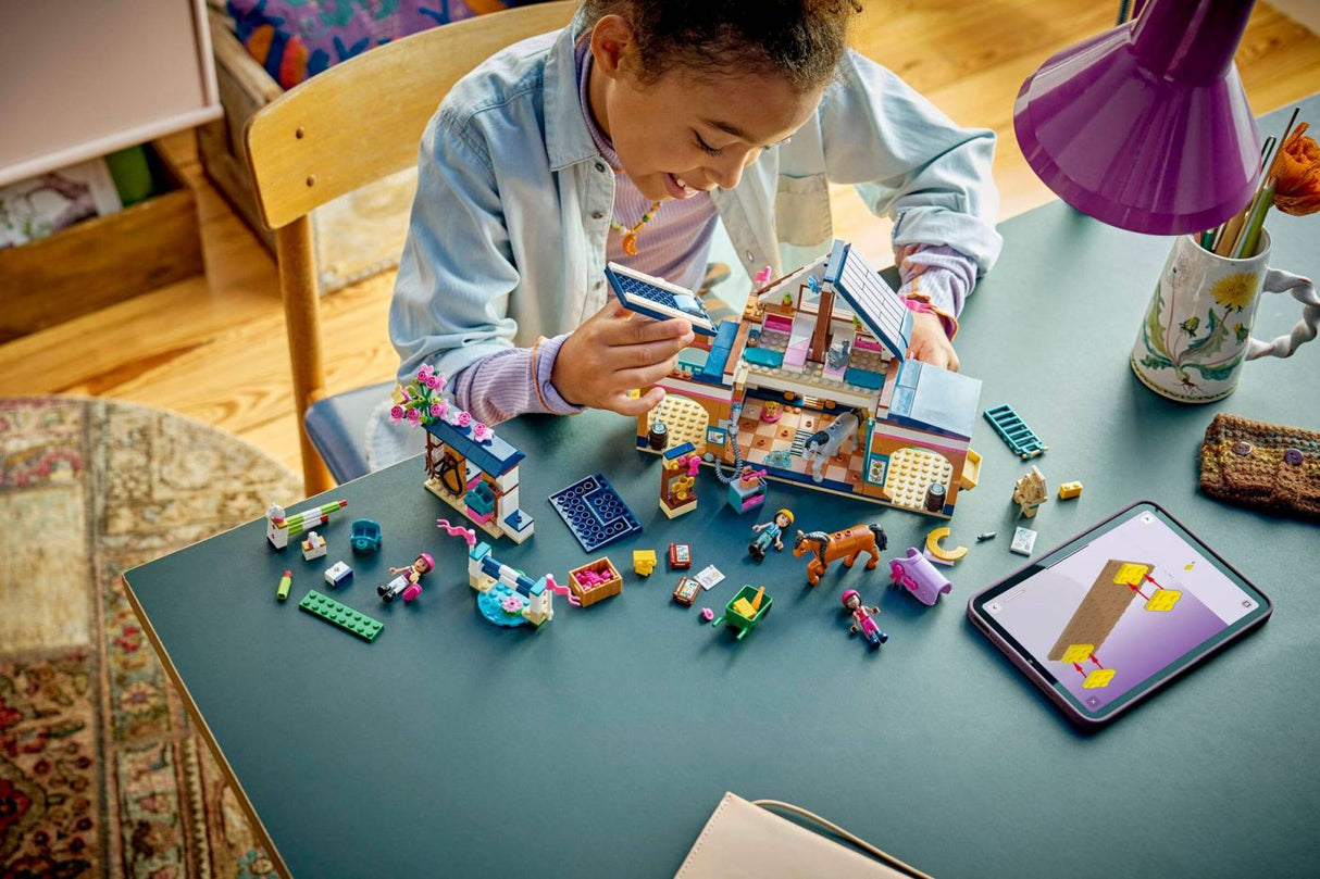 LEGO FRIENDS GRAJD DE CAI SI ACADEMIE DE ECHITATIE 42688