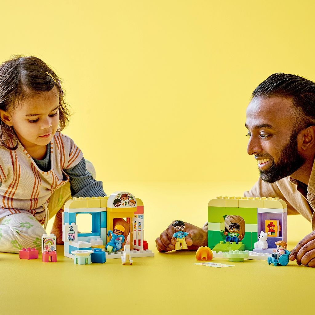 LEGO DUPLO VIATA LA CRESA 10992