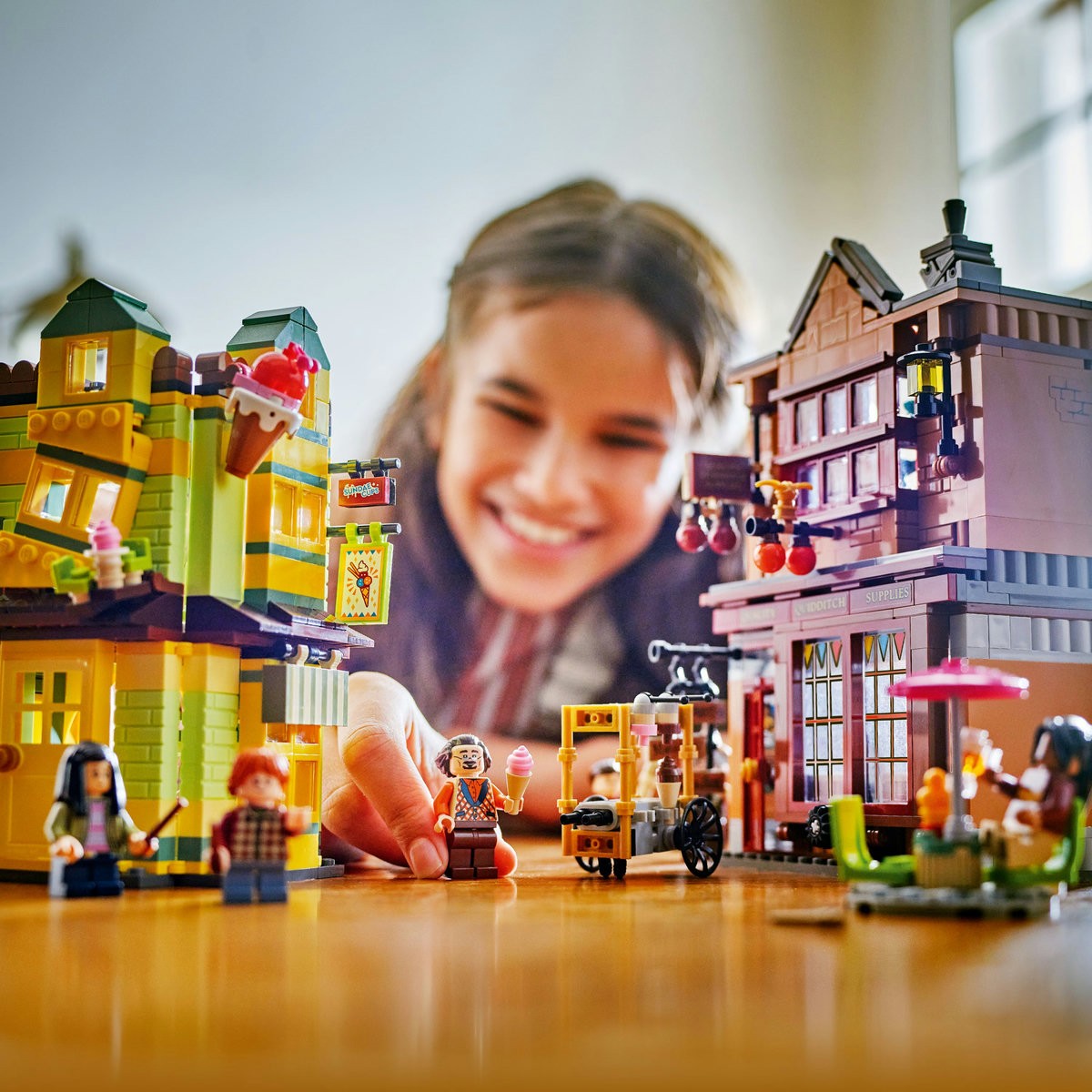 LEGO HARRY POTTER FURNITURI VAJTHAT DE CALITATE SI MAGAZIN DE INGHETATA 76452