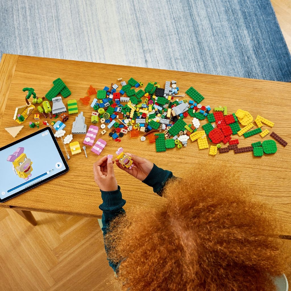 LEGO SUPER MARIO SET DE CREATOR CUTIA DE UNELTE PENTRU CREATIVITATE 71418