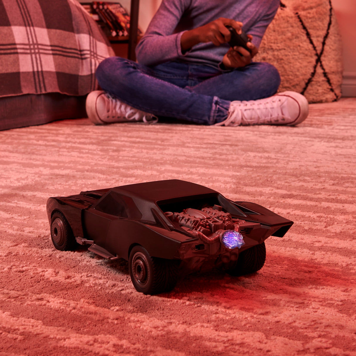 BATMAN FILM MASINA TURBO A LUI BATMAN RC SCARA 1:15
