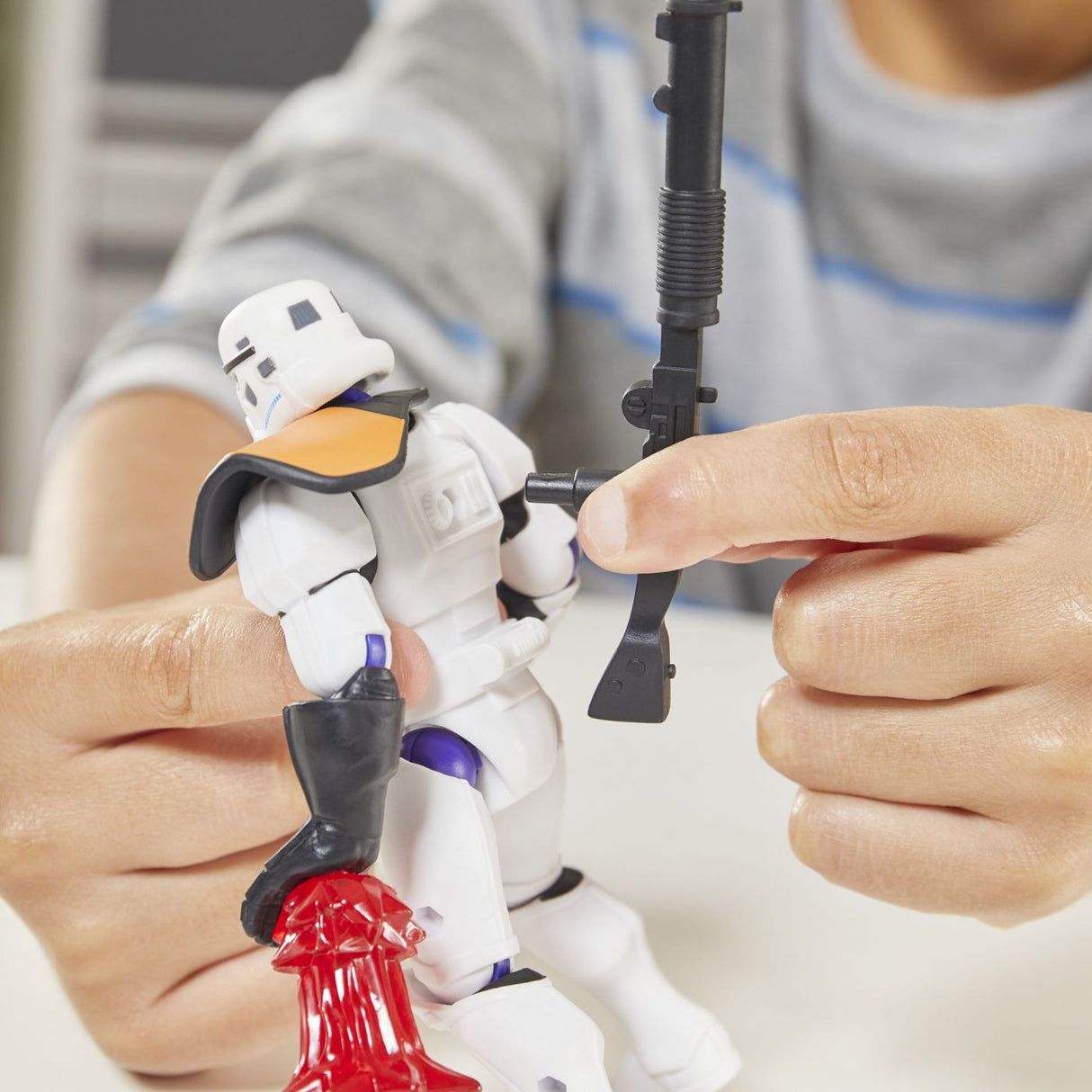 STAR WARS MIX MASHERS SET FIGURINA STORMTROOPER 12CM SI ACCESORII