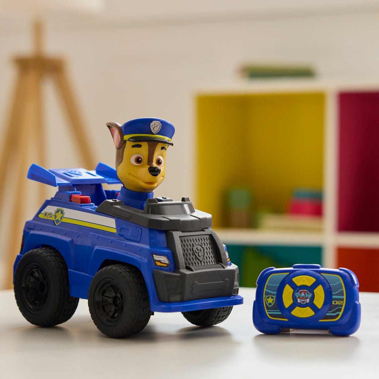 PATRULA CATELUSILOR VEHICUL CU TELECOMANDA ACTION CRUISER SI FIGURINA CHASE