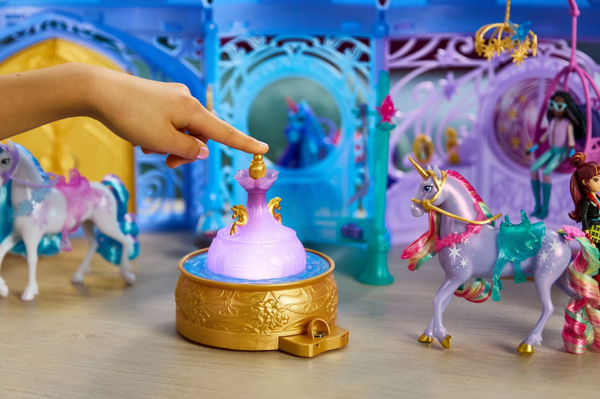 UNICORN ACADEMY SET DE JOACA FANTANA SI GRAJD STARGLOW SI UNICORNUL WILDSTAR