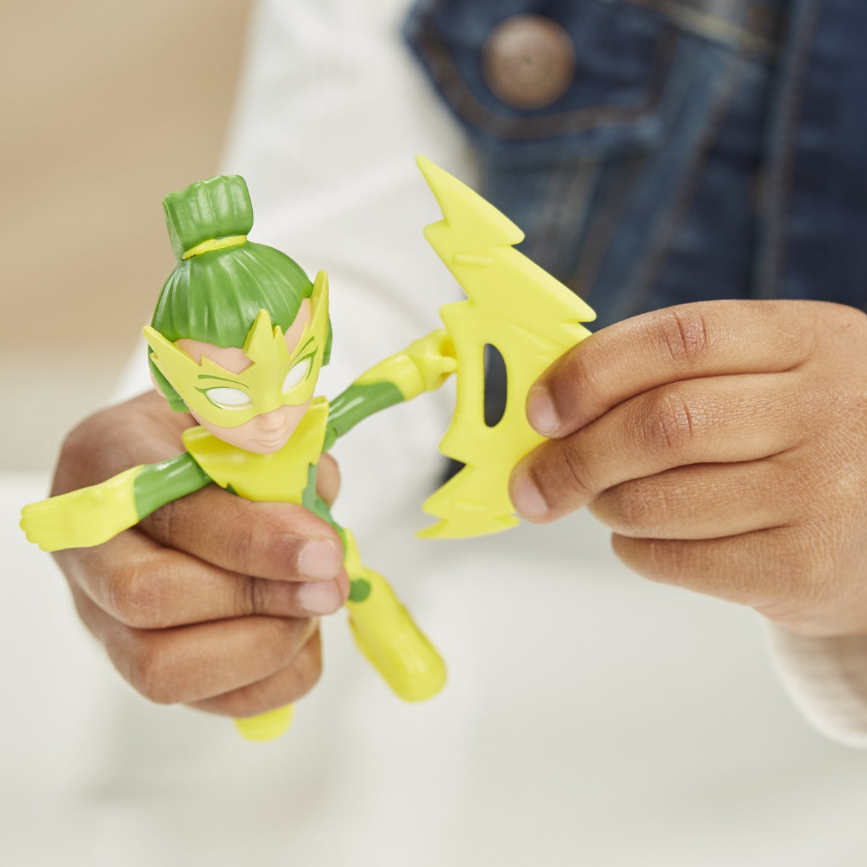 SPIDEY PRIETENII EXTRAORDINARI FIGURINA ELECTRO 10CM