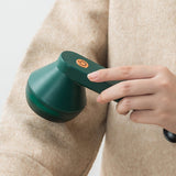 Aparat Pentru Curatat Scame, Par Si Praf, Vivimall, Pentru Diferite Tipuri De Material, Cu Lame Din Otel Inoxidabil, Incarcare Prin USB Type-C, Cu Perie De Curatare si Cablu USB Incluse, Verde, 135 x 75 mm - vivimall.ro