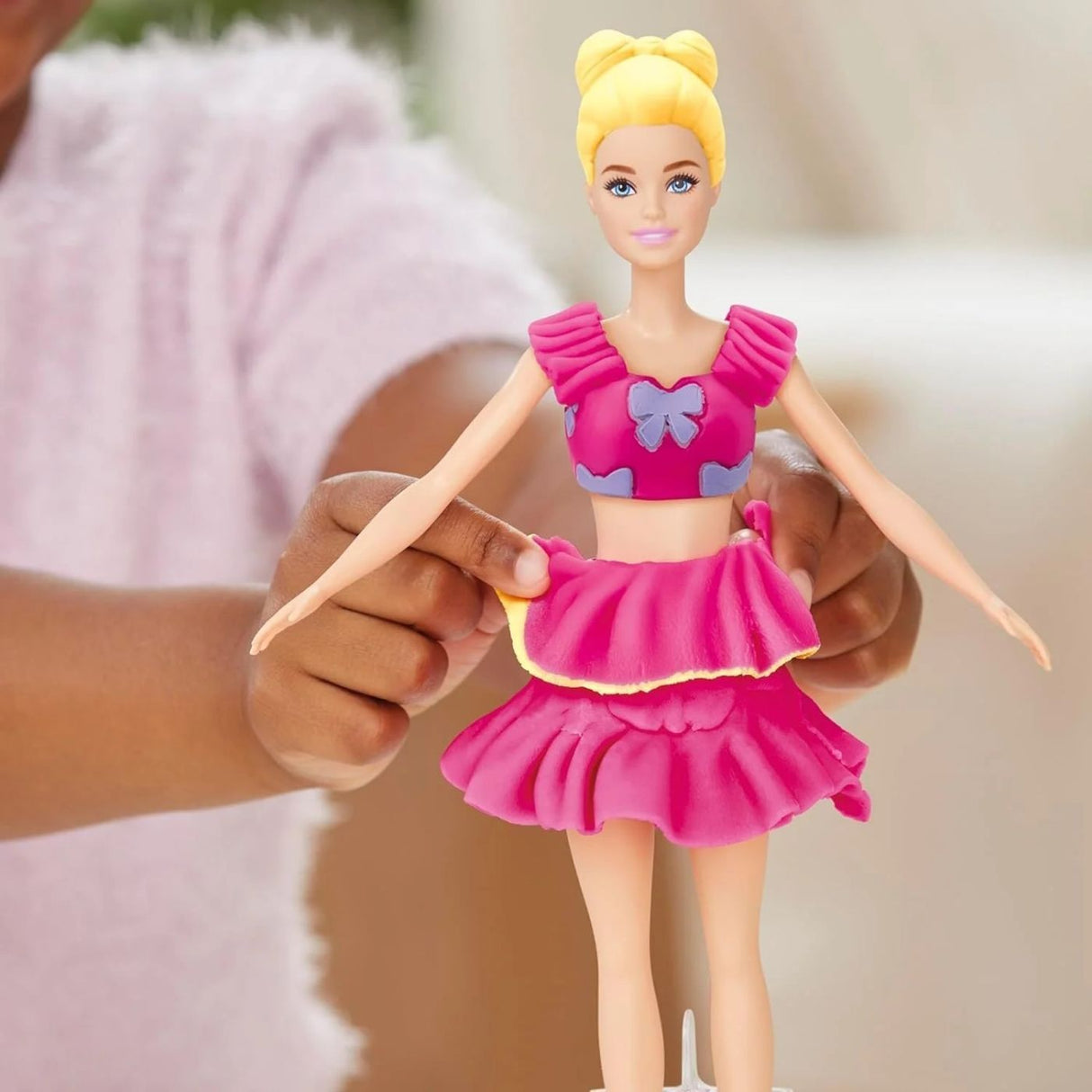 PLAY DOH BARBIE SET VOLANASE SI FUNDITE CU PAPUSA INCLUSA