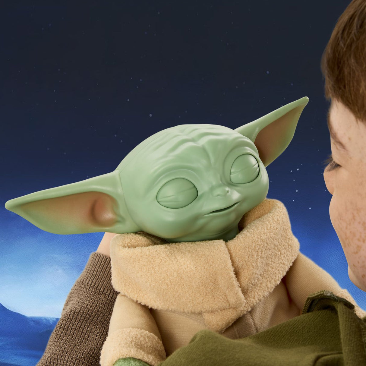 STAR WARS MADALORIAN SI GROGU FIGURINA INTERACTIVA ACTION BUDDY GROGU CU SUNETE 25CM