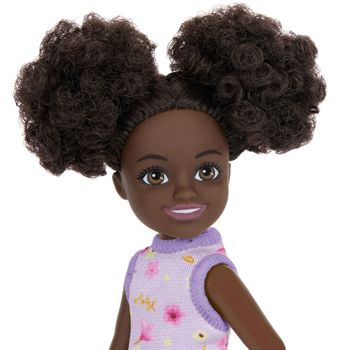 BARBIE PAPUSA CHELSEA CREOLA CU PAR AFRO SI ROCHITA MOV