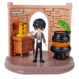 HARRY POTTER WIZARDING WORLD MAGICAL SALA DE CLASA MINIS POTIUNI HARRY POTTER