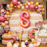 Balon din Folie Metalizata Vivimall, Figurina Cifra, Imprimeu Gogosi, Tema Aniversare 100 cm, Ambalaj Individual, Pai inclus, Umflare cu Aer sau Heliu, Multicolor, Cifra 8 - vivimall.ro