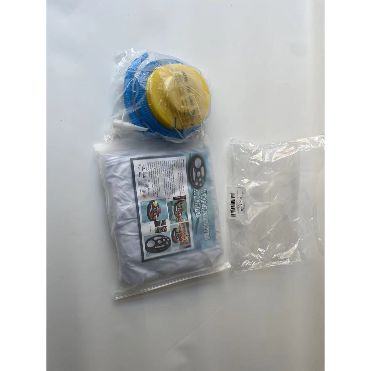 Bar gonflabil/Suport de pahare plutitor, Vivimall, cu 9 compartimente, pompa inclusa, PVC, Negru, 25x18,5x4 cm - vivimall.ro