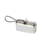 Baterie externă Flippy Capsule 10000 mAh albă, vedere frontală, design cilindric compact 9×5×2,5 cm