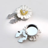 Accesoriu pentru Nasturi, Vivimall, Model Floare cu Perle, din Metal, 2.5 x 1.7 cm, Argintiu - vivimall.ro