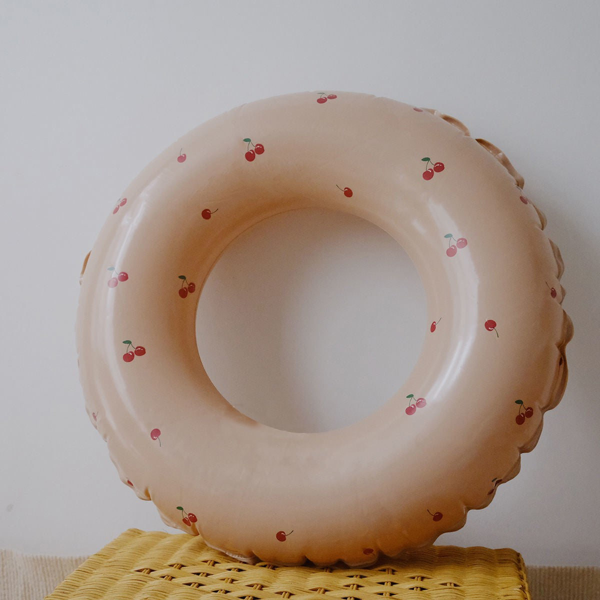 Colac de inot gonflabil pentru copii, Portocaliu, Model cu cirese, Vivimall, diametru 70 cm - vivimall.ro