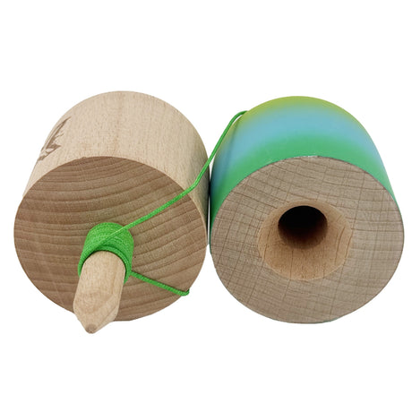 Detaliu sistem Rubber Grip kendama Pill X Flippy, snur rezistent 62-65 cm și piesa pilulă din lemn