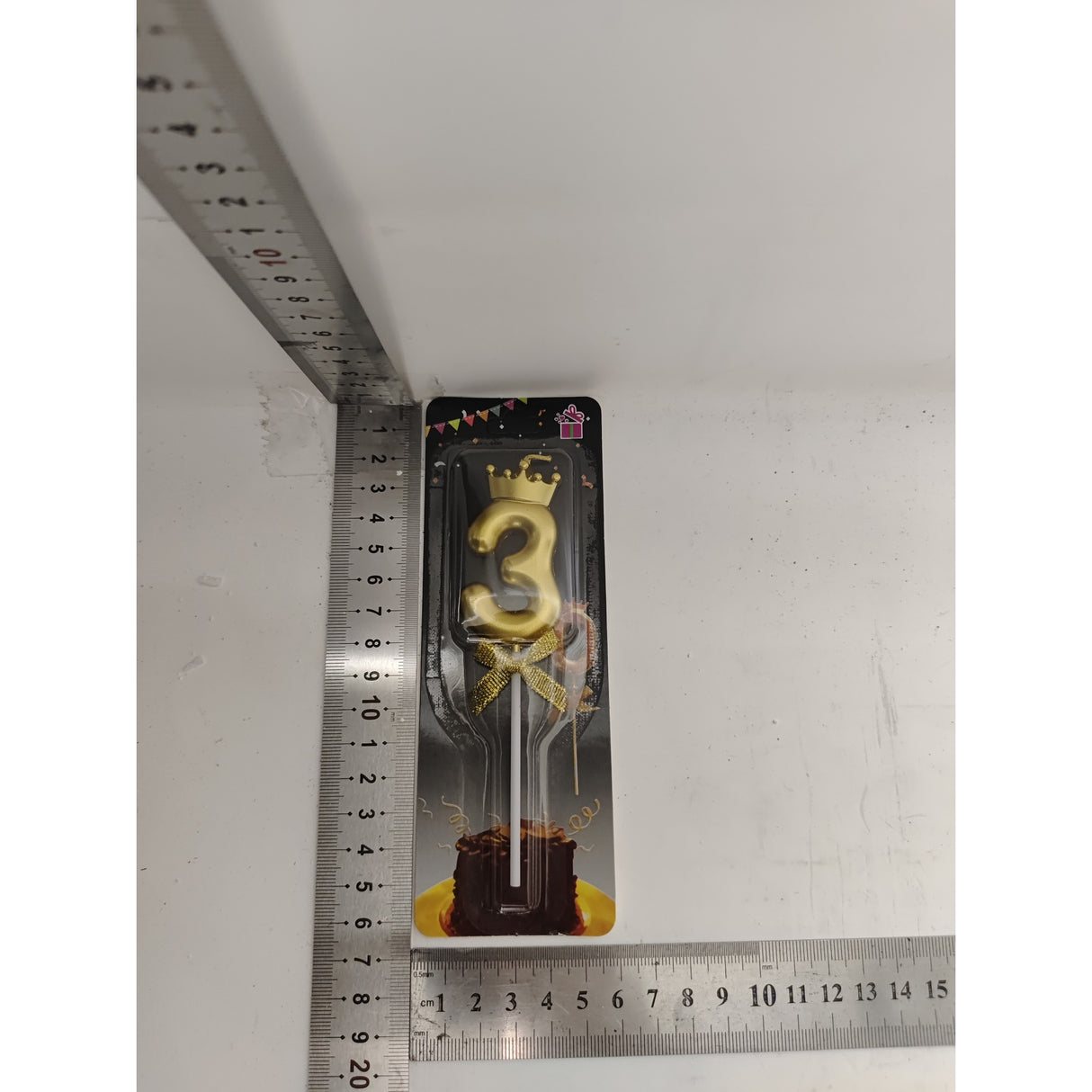 Lumanare pentru Tort Cifra 3, Model Coroana, Gold, Vivimall, Party - vivimall.ro