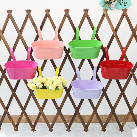 Decoratiune pentru ghivece cu flori, Flippy, Model Galeata suspendata din fier, diverse culori, 28 cm - vivimall.ro