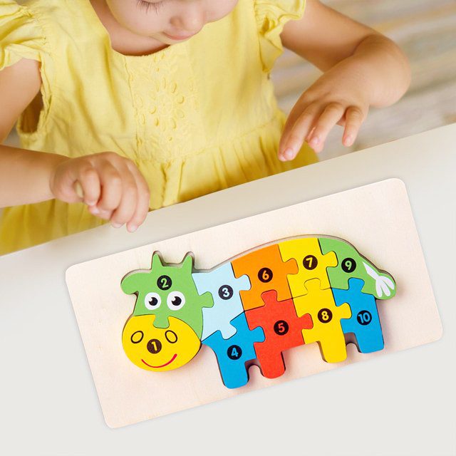 Puzzle din Lemn 3D Montessori, Flippy, Jucarie Educativa pentru Copii, 0-3 Ani, Vopsea Ecologica, Dezvolta Motricitatea Fina, Coordonarea, Logica,  11 Piese, Model Vacuta, Multicolor - vivimall.ro