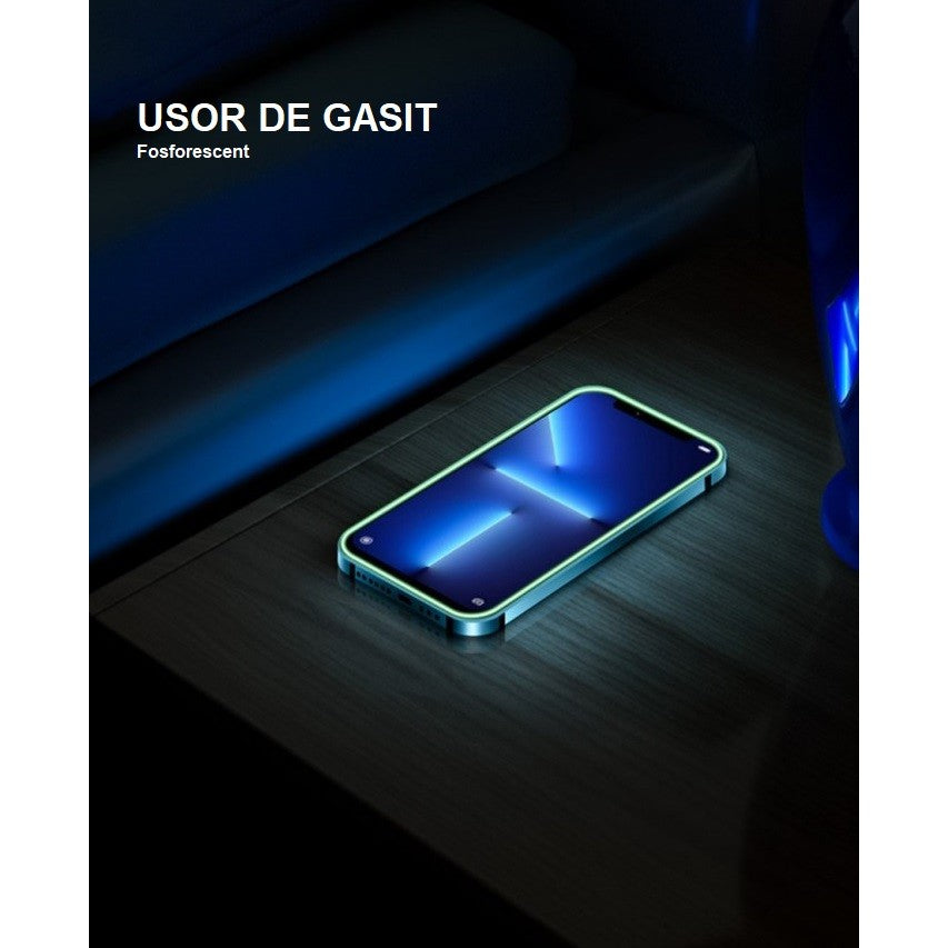 Folie de Sticla Securizata pentru Apple iPhone 15, Vivimall, Luminous, Margine Fosforescenta Neon din Silicon, Mat, Anti-Amprenta, Protectie Completa, 9H, Alb - vivimall.ro