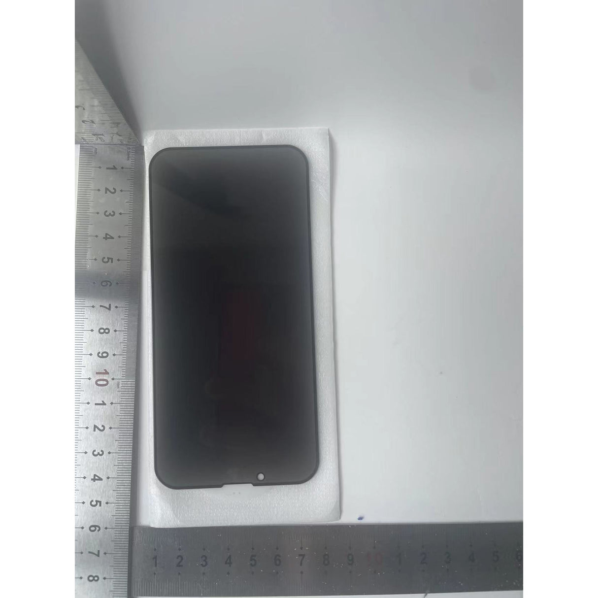 Folie Sticla securizata Flippy® compatibila cu Apple iPhone Apple iPhone 13 / 13 Pro Full Glue Privacy Negru - vivimall.ro