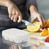 Forma pentru gheata cu presa Vivimall, din silicon alimentar, 6 cuburi, caserola pentru depozitare, usor de folosit si curatat, 10.5 x 7.5 x 4.1 cm, alb - vivimall.ro