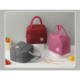 Geanta Termica pentru Pranz Vivimall, Multifunctionala, Compartimentata, Impermeabila, cu Manere, Buzunar Exterior, 22x14x19 cm, Rosu - vivimall.ro