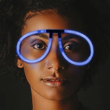 Ochelari decorativi fluorescenți Vivimall albastru, detaliu efect luminos, unghi lateral