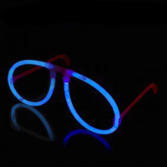 Ochelari de petrecere fluorescenți albaștri din plastic, design rotund, vedere frontală