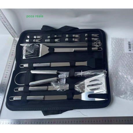 Set 18 Ustensile pentru Gratar, Vivimall, din Otel Inoxidabil, Geanta Oxford, Argintiu - vivimall.ro