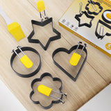 Set 4 Forme Pentru Ou Din Otel, Strat Antiaderent, Diametru 7.5 Cm, Cu Maner Din Abs, Negru - vivimall.ro