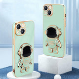 Husa de Protectie TPU 2in1, Vivimall, pentru Apple iPhone 14 Plus, Astronaut cu Suport, Antisoc, Rezistenta la Impact, Protectie Camera, Verde - vivimall.ro