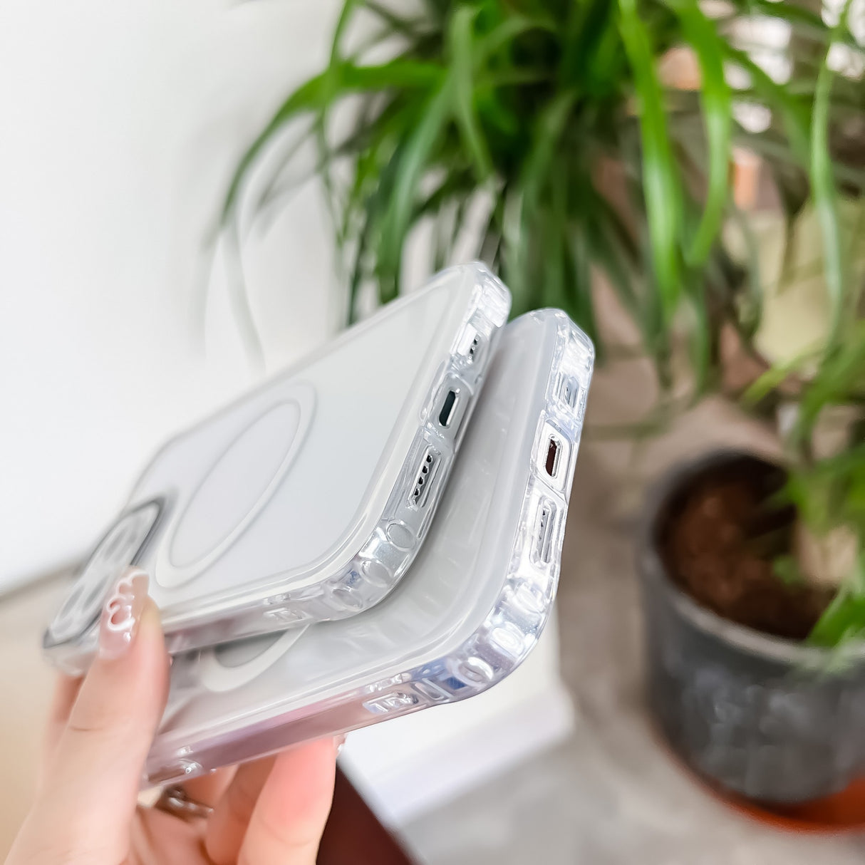 Husa MagSafe Silicone pentru iPhone 12, Flippy, Transparenta, Magnetica, Extra Protectie Camera Roz - vivimall.ro