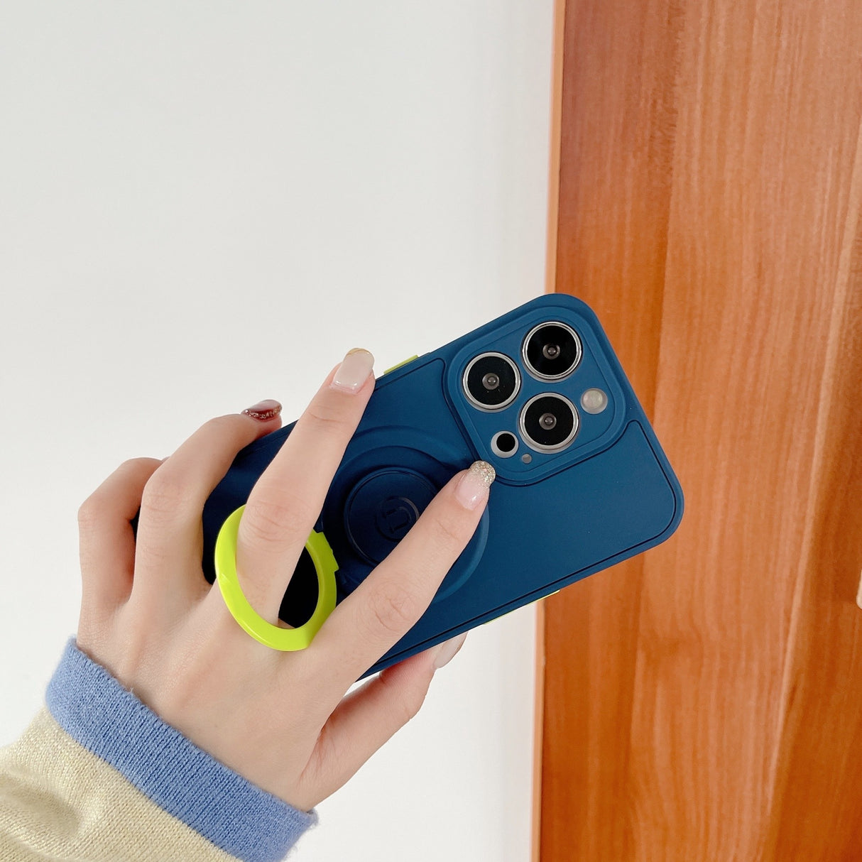 Husa protectie Flippy compatibila cu Apple iPhone 13 Pro Max Mag Safe Silicone Albastru - vivimall.ro