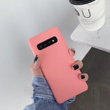 Husa protectie Flippy compatibila cu Samsung Galaxy S10 Liquid Silicone Case Fuchsia - vivimall.ro