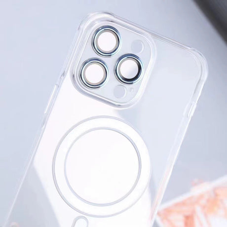 Husă MagSafe iPhone 14 Pro Max din TPU transparent, detaliu colțuri antishock și decupaje precise