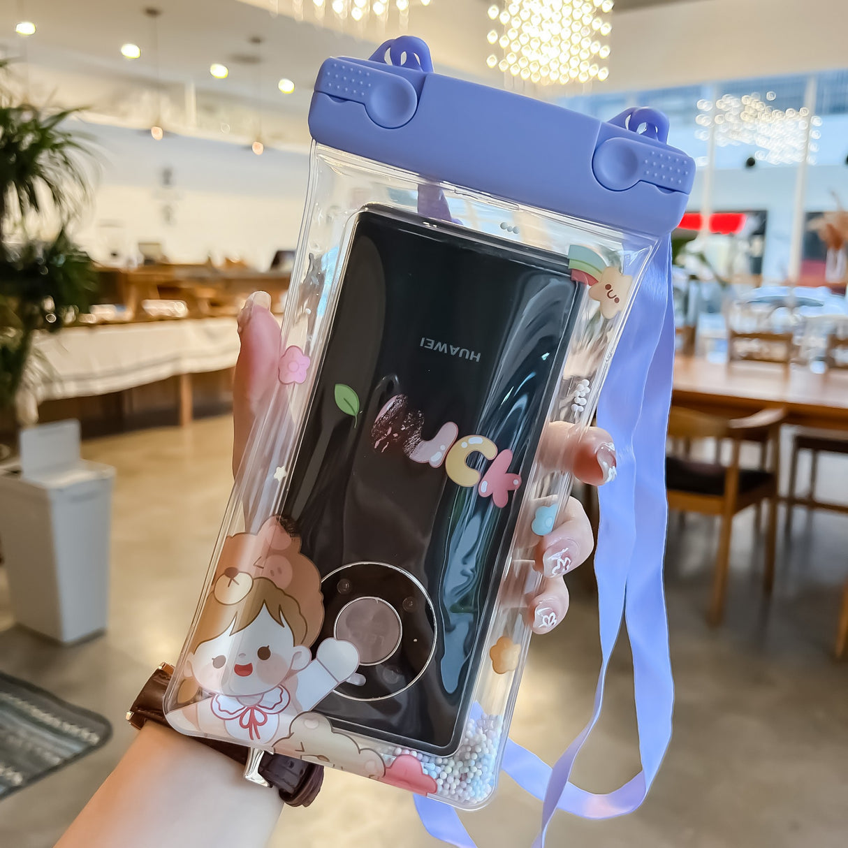 Husa subacvatica Fruity Waterproof Flippy, Snowproof, Universala, Impermeabila, cu Snur, pentru telefon sau documente, Lucky Girl, Mov - vivimall.ro