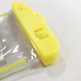 Husa subacvatica Zip Waterproof Flippy, Snowproof, Universala, Impermeabila, cu Snur, pentru telefon sau documente, Galben - vivimall.ro