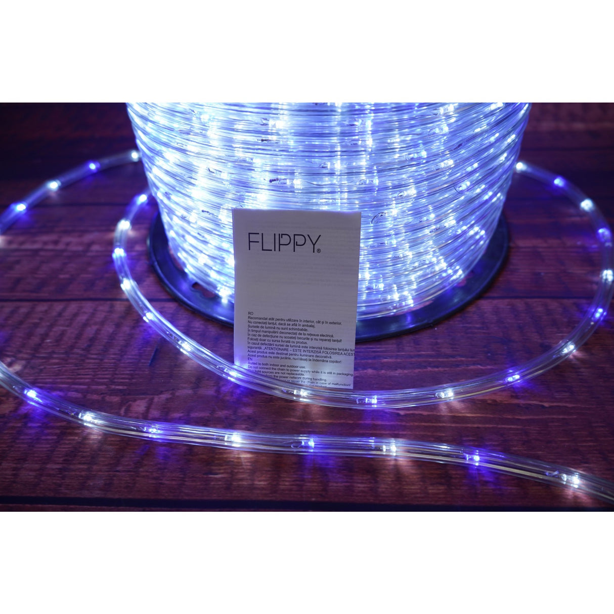 Instalatie Craciun, 4 m, 96 Led-uri, Furtun Luminos, Alb rece/ Albastru, Transformator, Sectionabila, 220 V, Vivimall - vivimall.ro