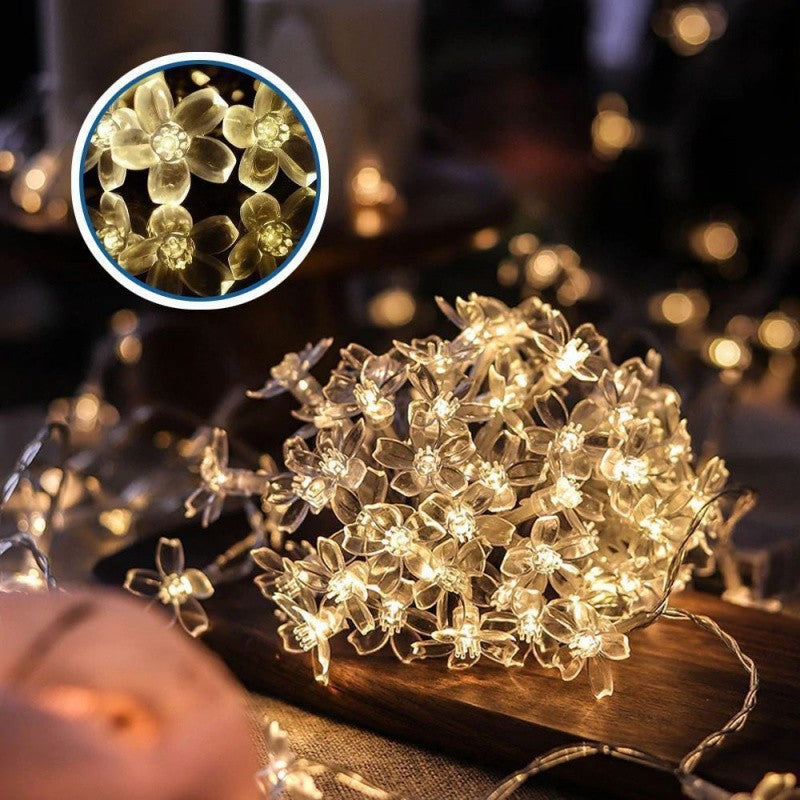 Коледна инсталация, 6,5 метра, 30 LED крушки с цвят на череша, за външна употреба със слънчево зареждане
