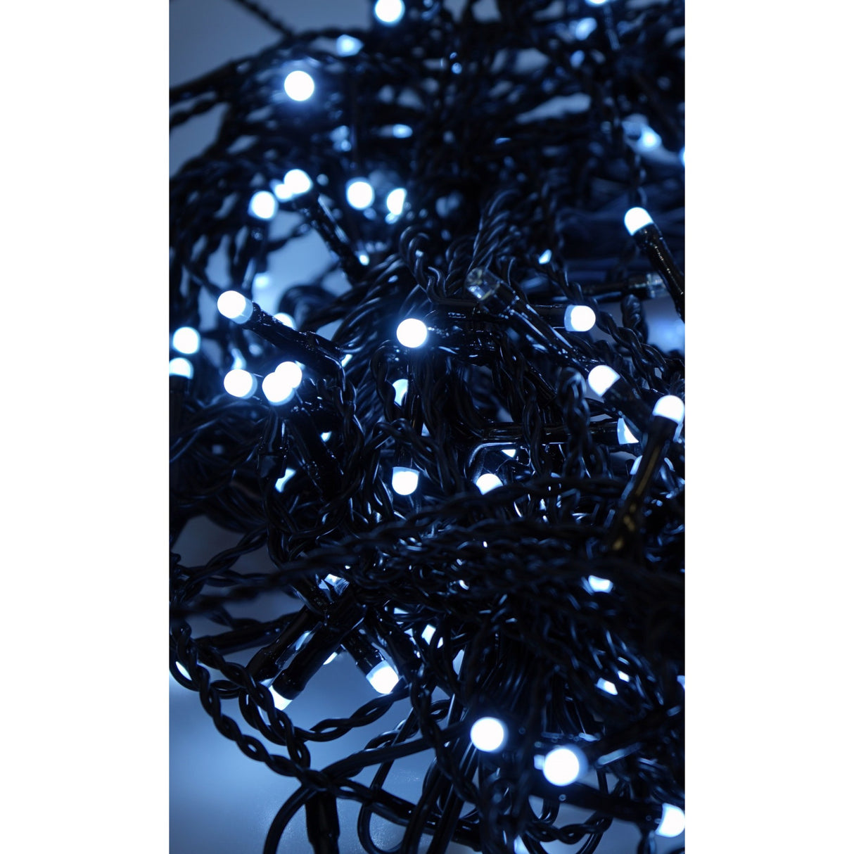 Instalatie Craciun Profesionala de Exterior IP65, 5 m, 120 Led-uri Mari ,Franjuri, Alb rece, Flash, Alimentator, Interconectabila, Fir Negru Cauciucat, 220v, Flippy - vivimall.ro