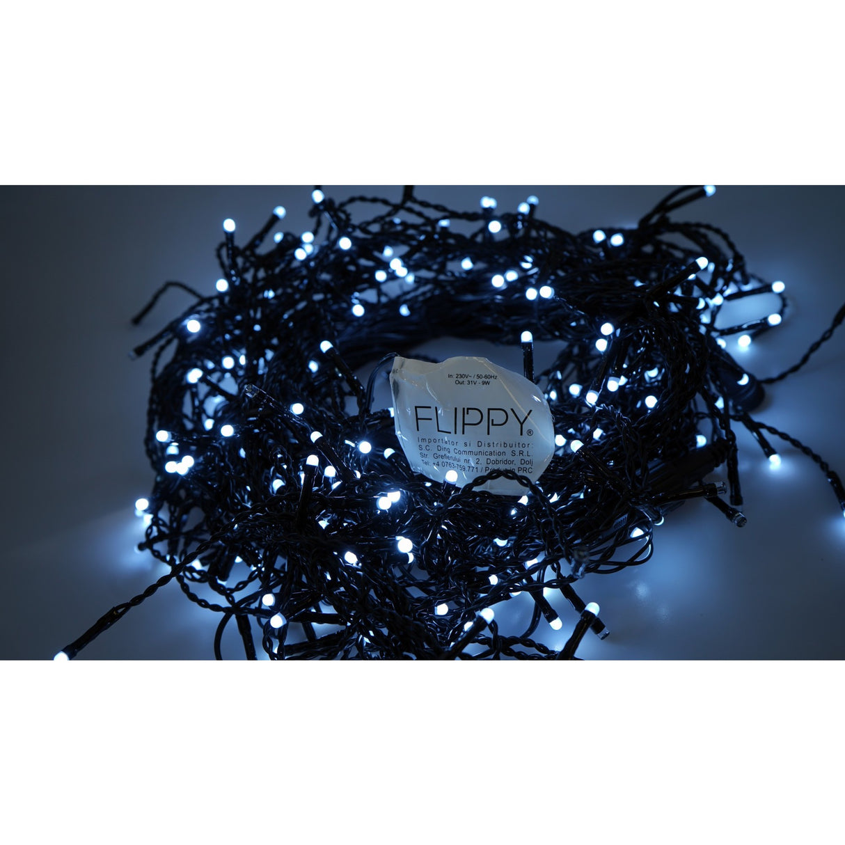 Instalatie Craciun Profesionala de Exterior IP65, 95 m, 2280 Led-uri Mari ,Franjuri, Alb rece, Flash, Alimentator, Interconectabila, Fir Negru Cauciucat, 220v, Vivimall - vivimall.ro