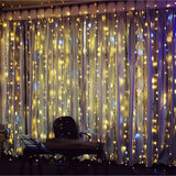 Instalatie Craciun Profesionala de Exterior IP65, Tip Perdea, 5m x 5m, 2500 Led-uri Mari, Alb cald, cu flash, Alimentator 1,5 m, Interconectabila, Fir negru, Vivimall - vivimall.ro