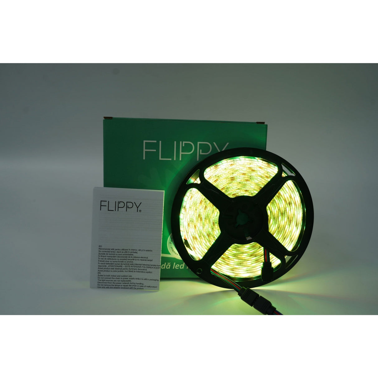 Instalatie Craciun, tip  Banda RGB Multicolor Luminoasa cu telecomanda, 5 m, 270 Led-uri, Vivimall, Atentie! Necesita Alimentator - vivimall.ro