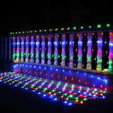 Instalație Crăciun tip plasă 30x1 m cu 1200 LED-uri multicolor, vedere de ansamblu, fir transparent