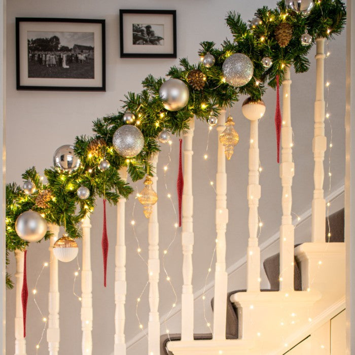 Instalatie Craciun Tip Turturi, IP44, 10 m, 286 Led-uri, Alb cald, 8 jocuri de lumini, 31 V, Telecomanda inclusa, Interconectabila, Prelungitor 5 m inclus, Fir Cupru, Vivimall, Interior/Exterior - vivimall.ro