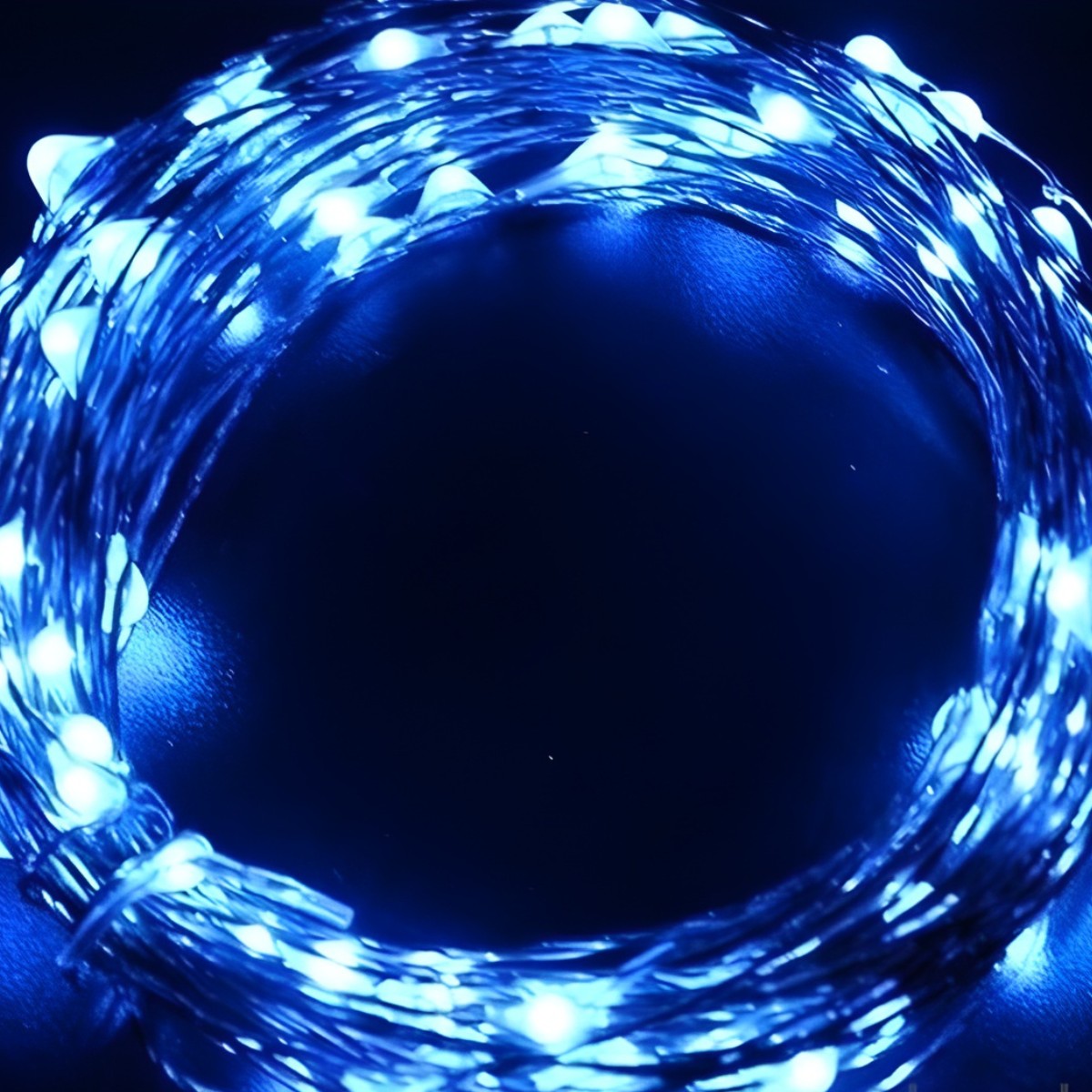 Instalatie de Craciun Liniara, Vivimall®, Tip Liniara, Fir Cupru, 8 Jocuri de Lumini, cu Telecomanda, 5 m, 50 Led-uri, Alimentare USB, 4.5V, Albastru