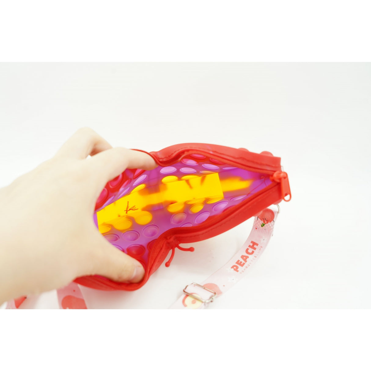 Jucarie antistres din silicon, Flippy, Pop It Now and Flip It, Geanta de umar, Fluture, Galben/Mov - vivimall.ro