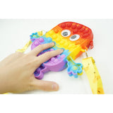 Jucarie antistres din silicon, Flippy, Pop It Now and Flip It, Geanta de umar, Minion, Multicolor - vivimall.ro